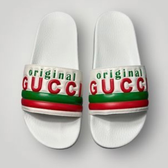 New Gucci Pursuit Original Gucci logo print leather rubber flat Slides in white